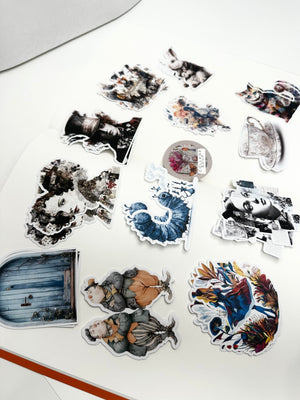Collage Soup Alice’s Adventures in Wonderland – 24-Piece Paper Bites Collage Set